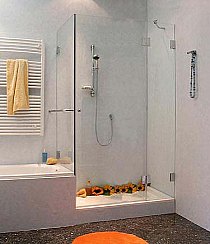 Duschkabine an Badewanne: Dusche neben Badewanne, auch Sondermaß Duschkabine an Badewanne: Dusche neben Badewanne, auch Sondermaß