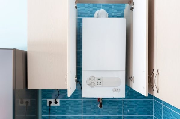 Boiler im Schrank