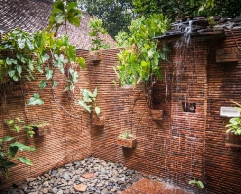 Dusche in der Natur