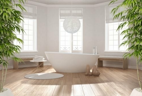 Geräumiges Feng-Shui-Badezimmer