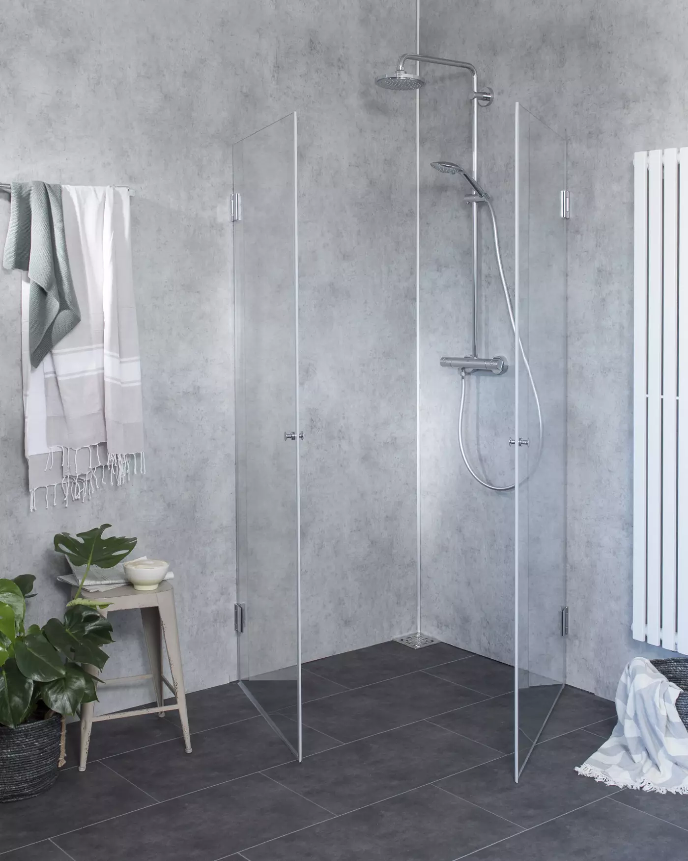 Eckdusche 80x80 mit 2 Türen an Wand