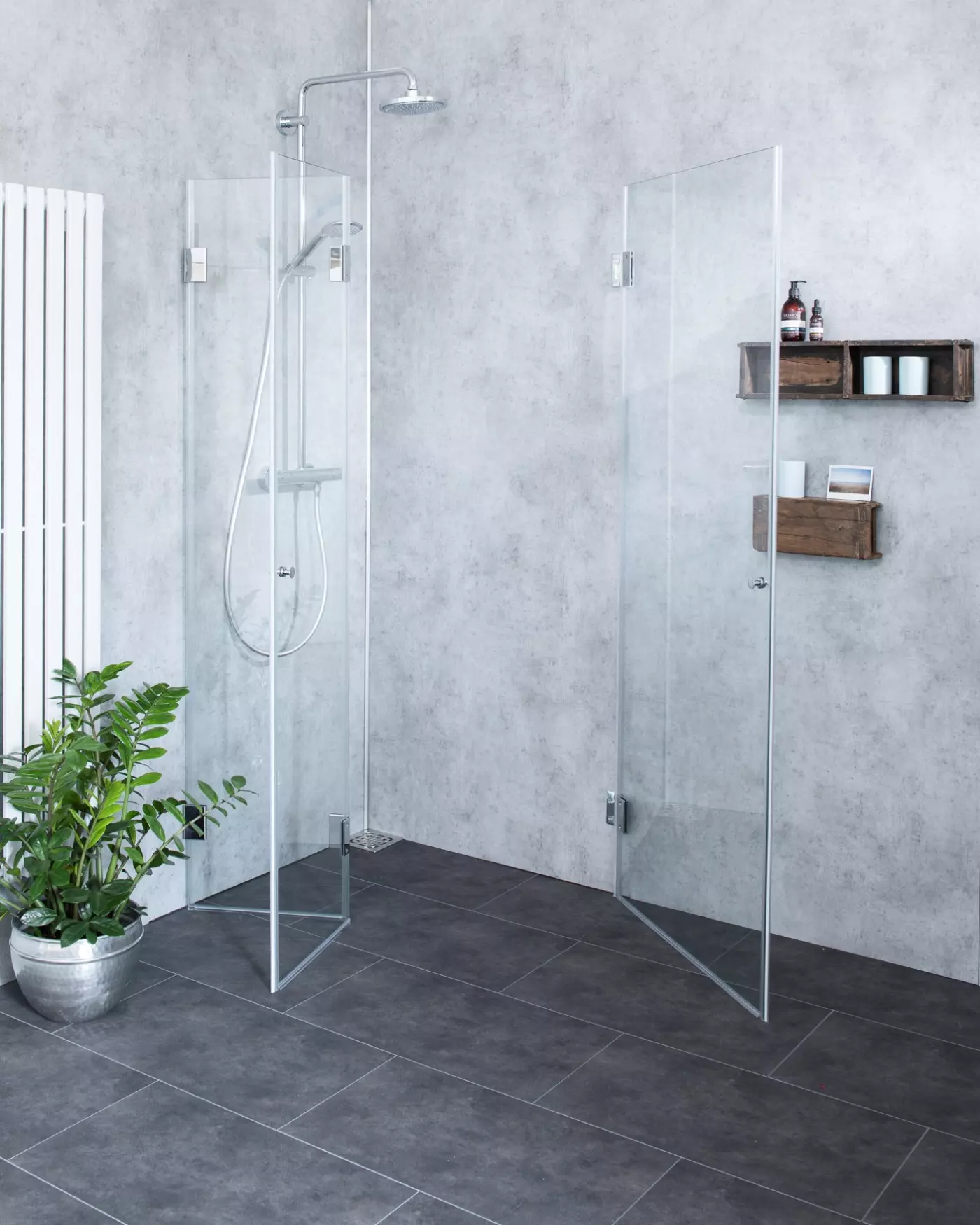 Dusche nach Maß Falttür + Außentür
