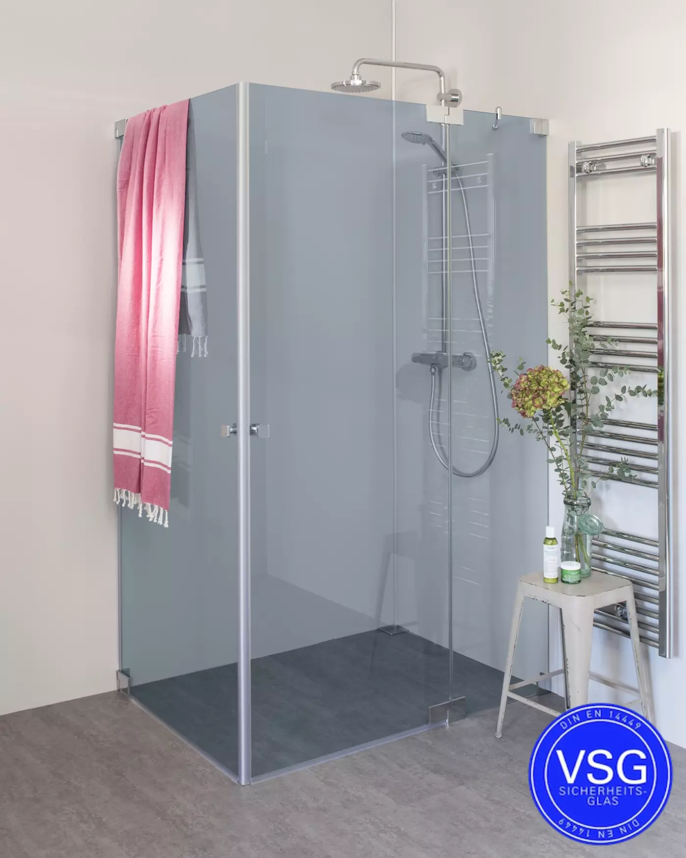 VSG Duschkabine mit Pendeltür an Wand und Pendeltür an Festteil nach Maß