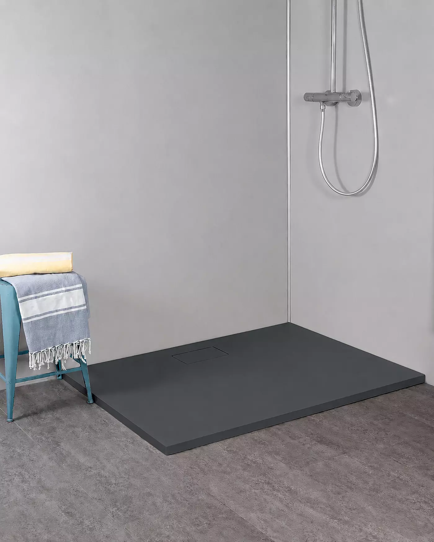 Dusche, Duschboden, Handtuch, Badarmatur, Duschartikel