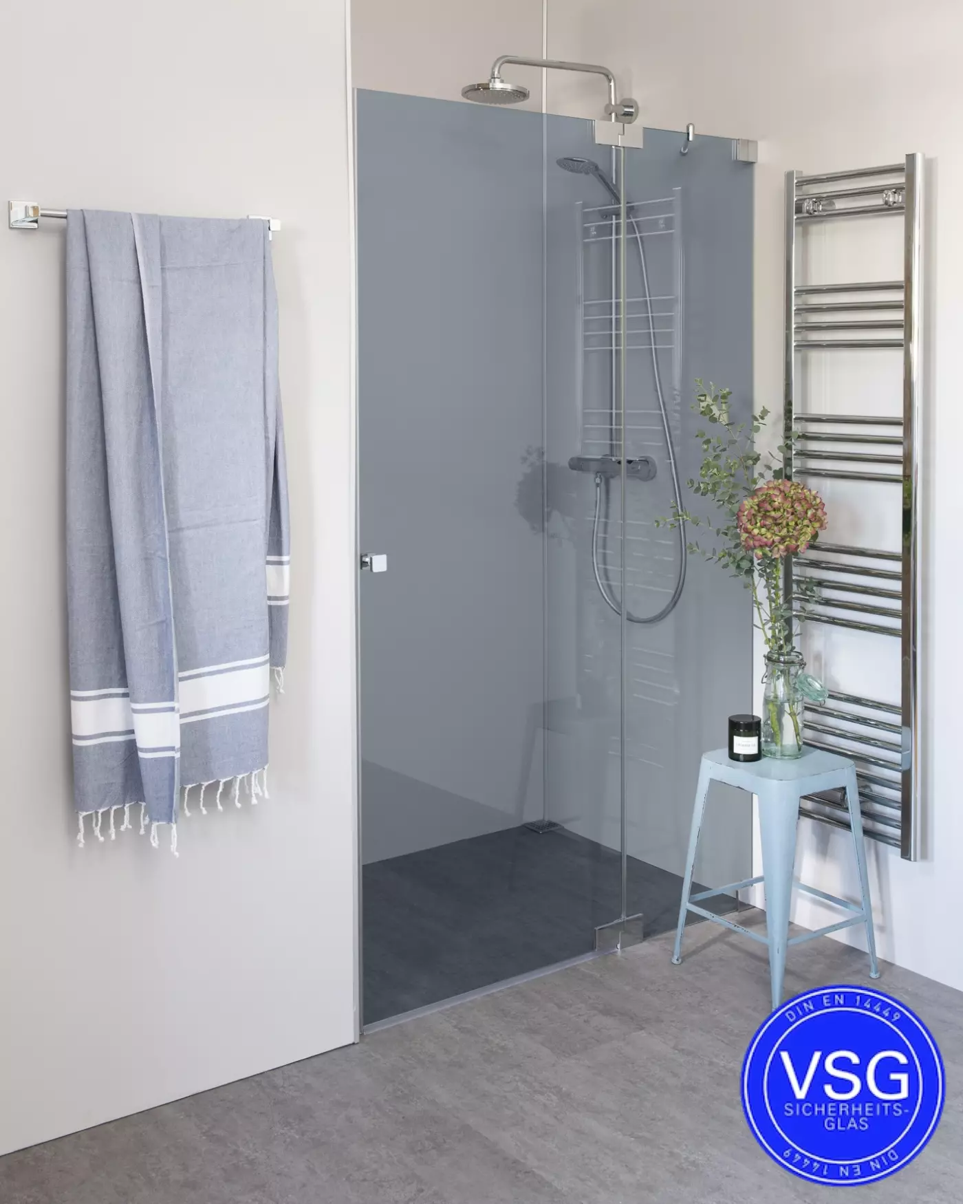 VSG Nischendusche mit Pendeltür nach Maß