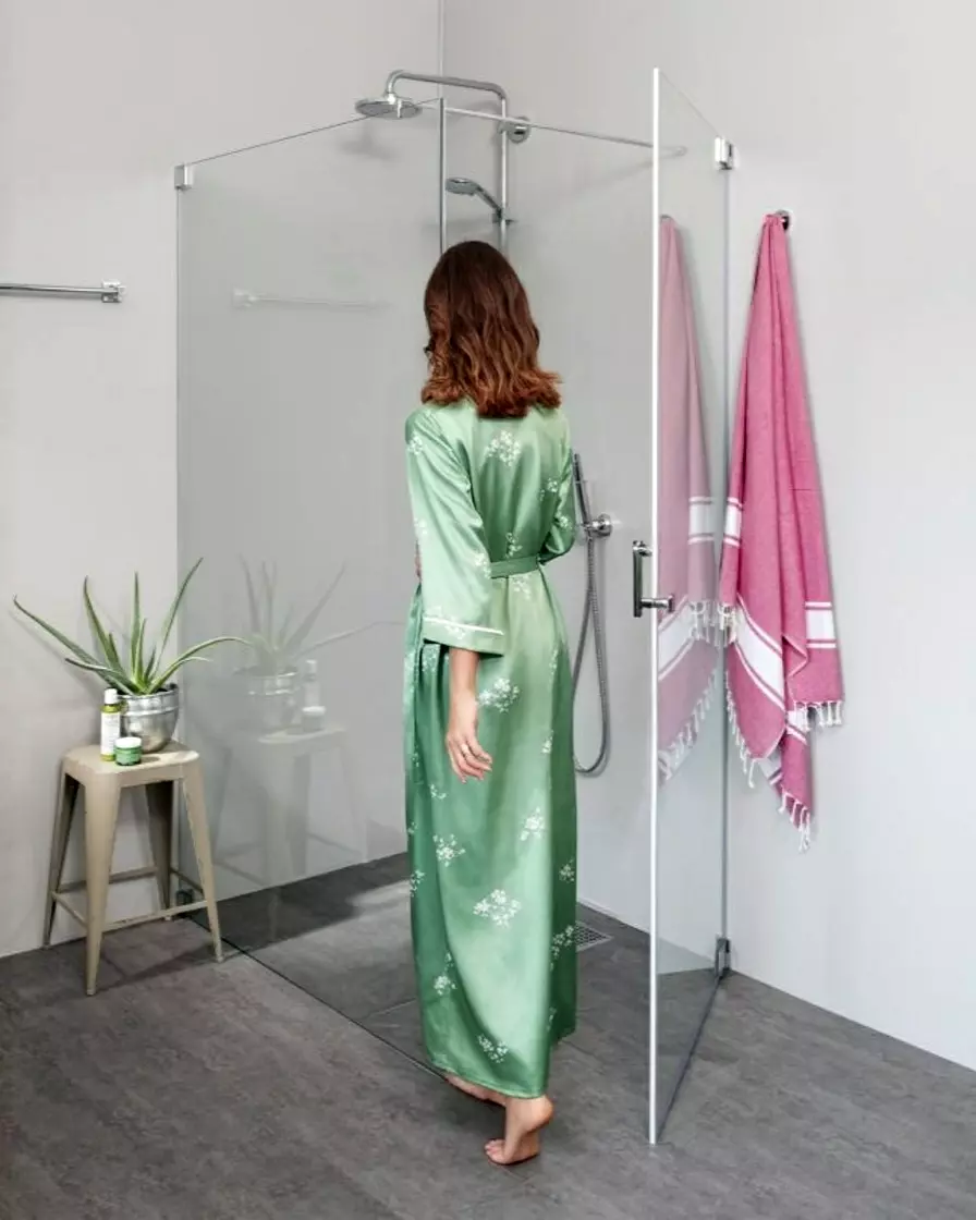 Eck Duschkabine mit Pendeltür an Wand & Festwand 120cm