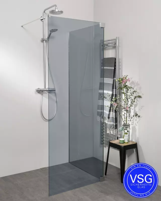 Begehbare Dusche VSG: Teilgerahmte Duschwand über Eck, Maßanfertigung