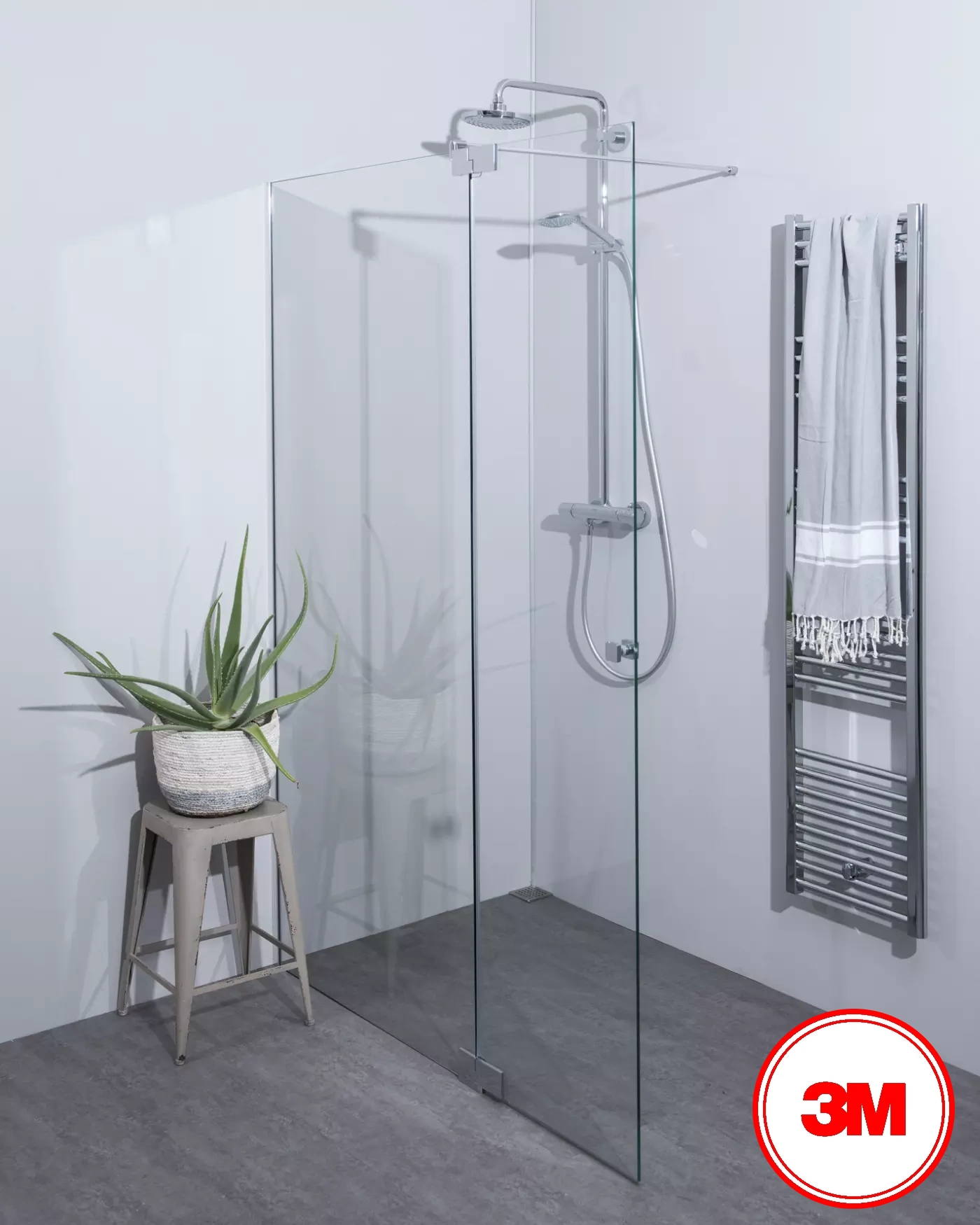 Begehbare Dusche zum Kleben mit Wandprofil & Klappteil, Sondermaße