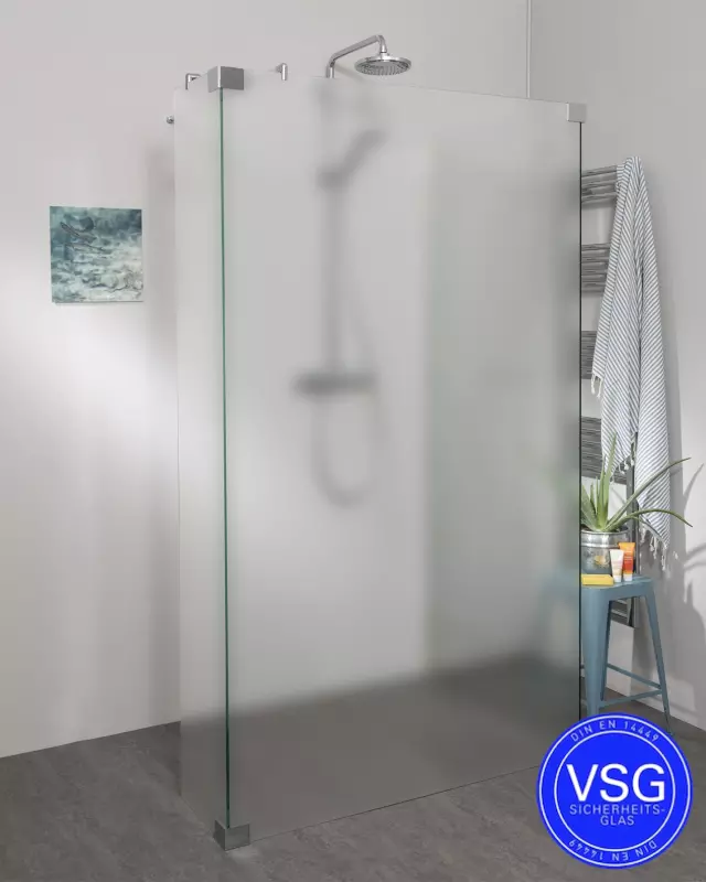 Begehbare Dusche: VSG Walk In Duschwand nach Maß mit Wandprofil