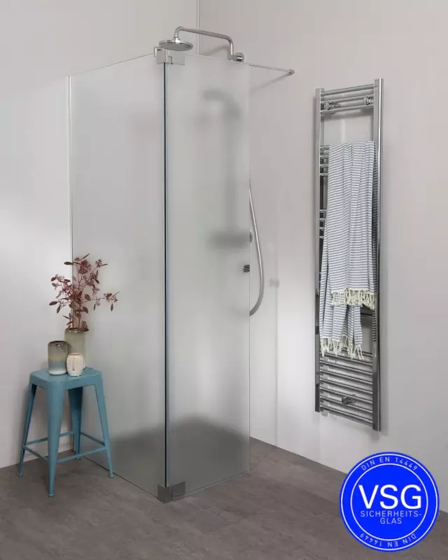 Begehbare Dusche VSG: Duschwand mit Wandprofil & Klappteil über Eck nach Maß