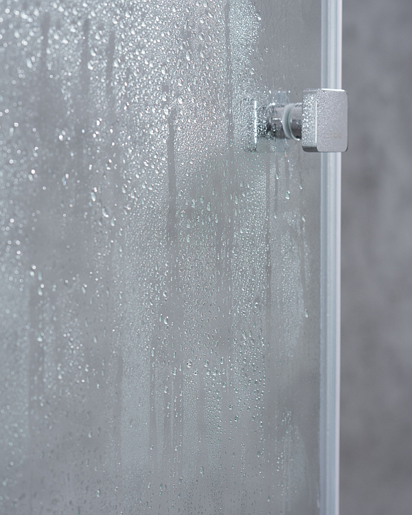dusche glaswand wasserperleln